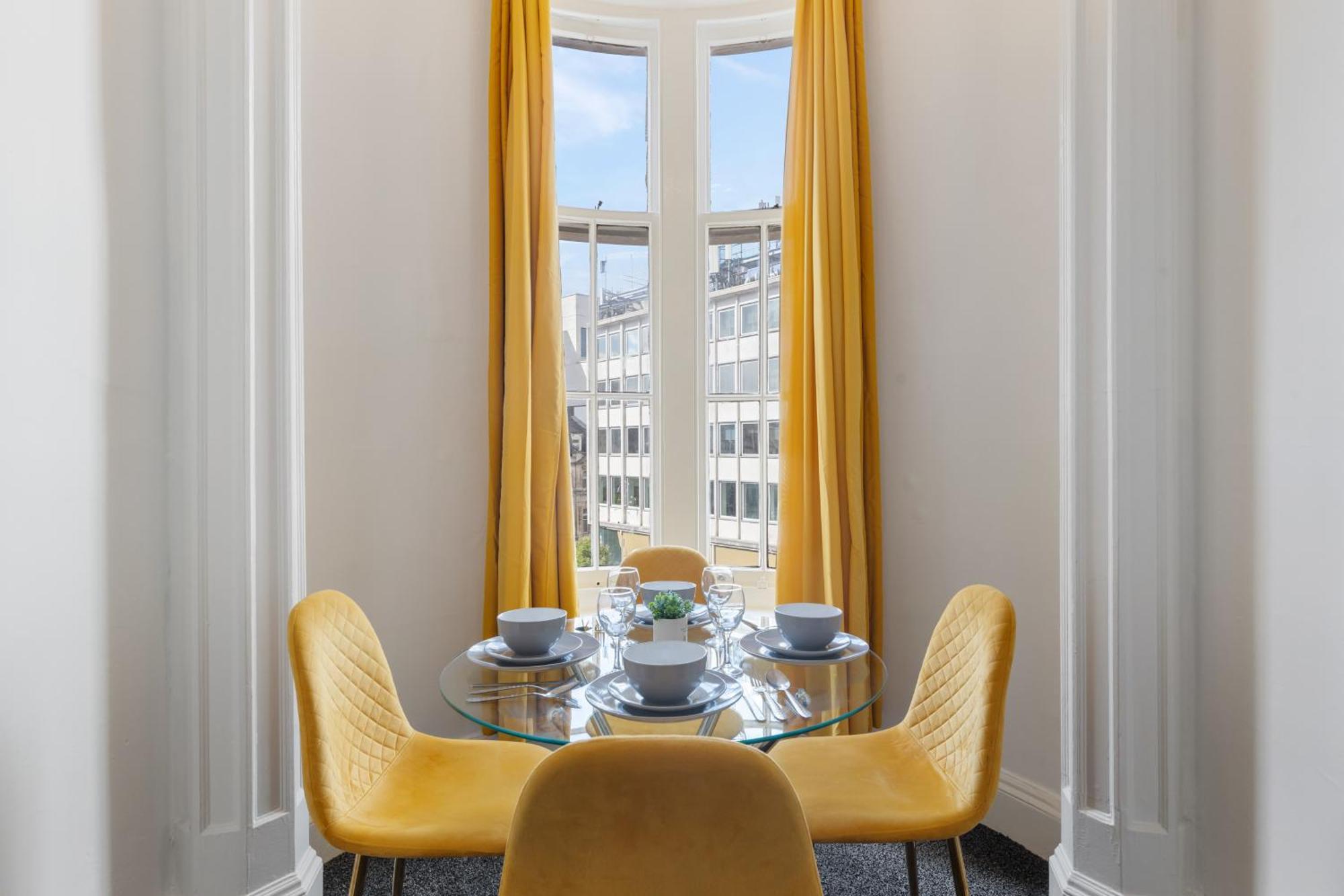 Luxurious Apartments On Oxford Street London Eksteriør billede